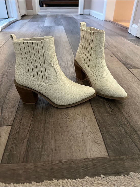 Seven7 Shoes - Seven7 Cream Croc-Embossed Block Heel Ankle Boots